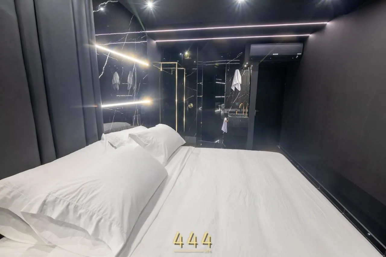 ****  Koo000L Hotel Medellin Colombia
