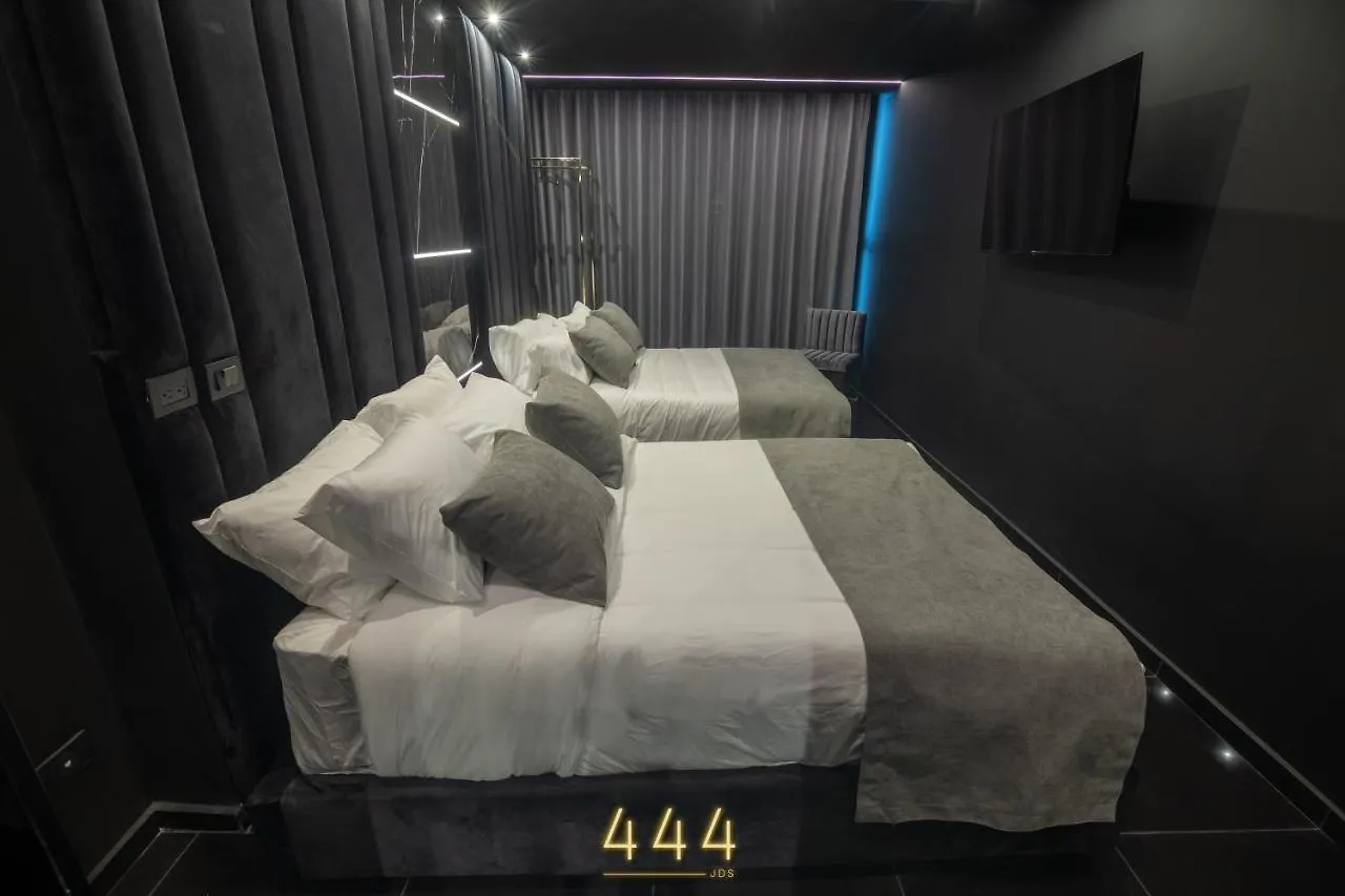****  Koo000L Hotel Medellin Colombia