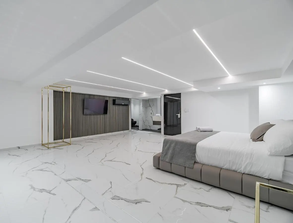 ****  Koo000L Hotel Medellin Colombia